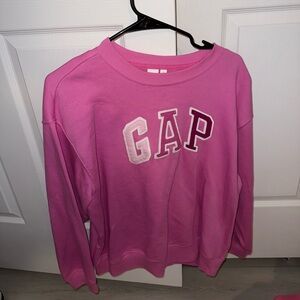 GAP sweater